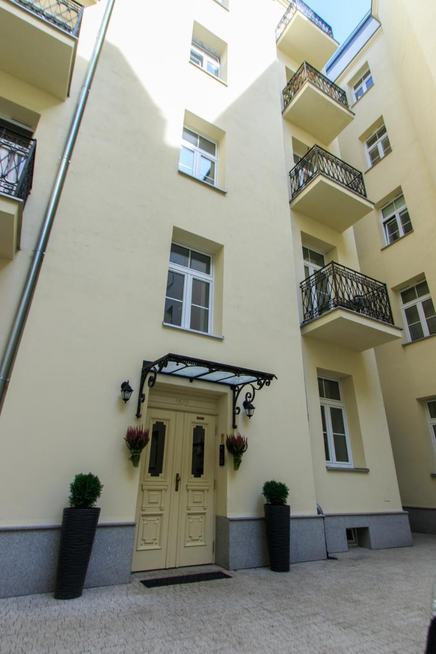 Rental Apartments Wilcza Warsaw Exterior photo